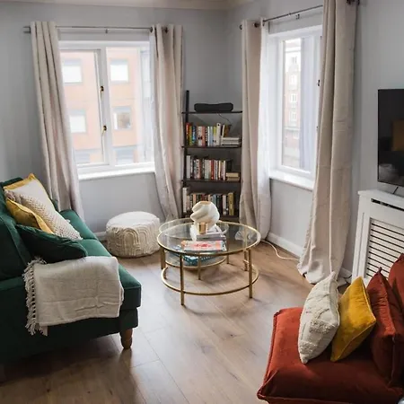 Apartment Sienna Haven 2 Bed 1 Bath - Netflix - Free Parking Birmingham